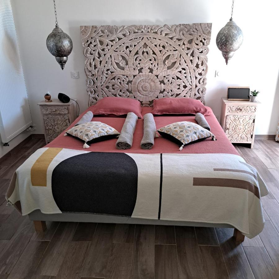 Chambre D'Hotes Des Loyes Jaillans ภายนอก รูปภาพ